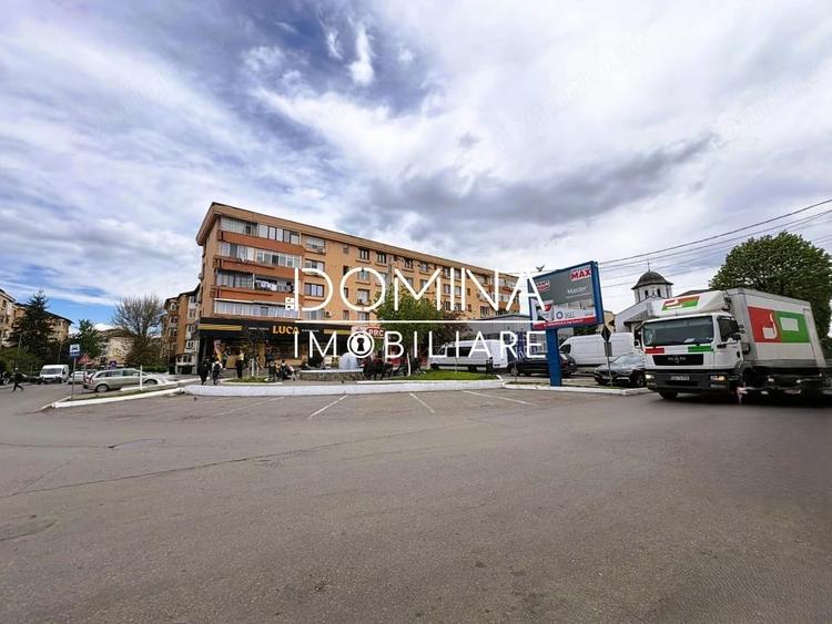 Spațiu comercial, de 430 mp, în 9 Mai