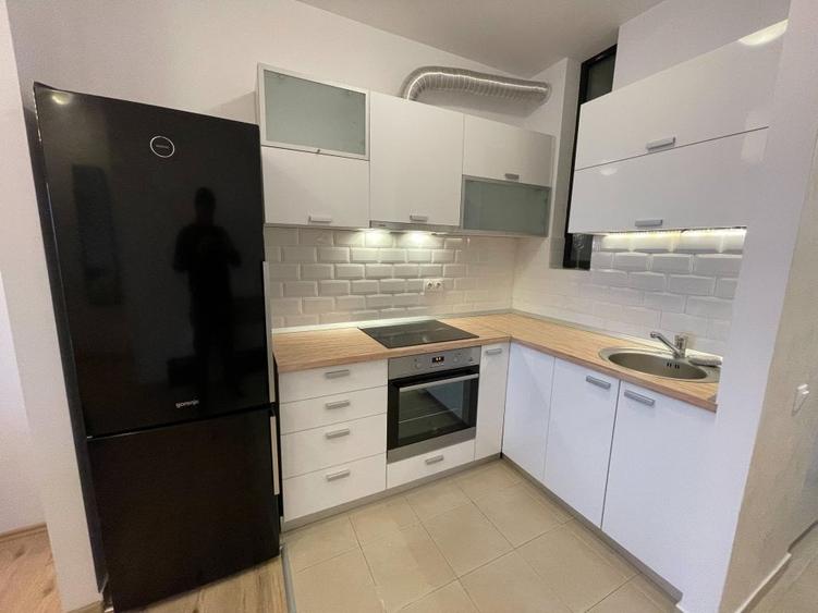 Apartament cu 2 camere semidecomandat în Mihai Bravu