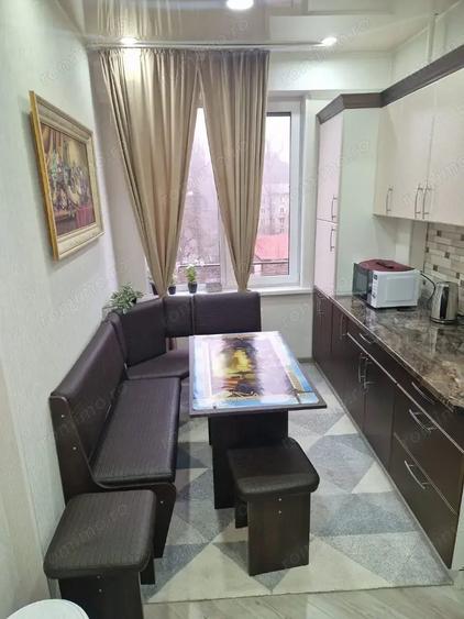 De vanzare apartament cu 2 camere zona Olimpia Stadion - 6