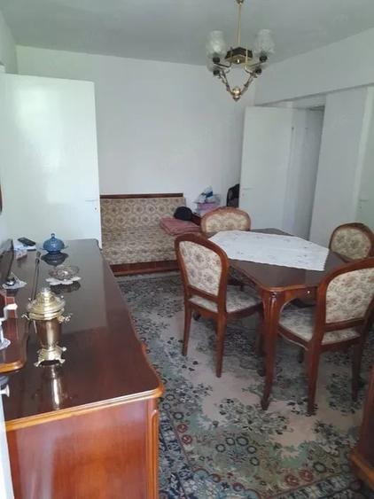 Apartament cu 2 camere semidecomandat în Țiglina 1
