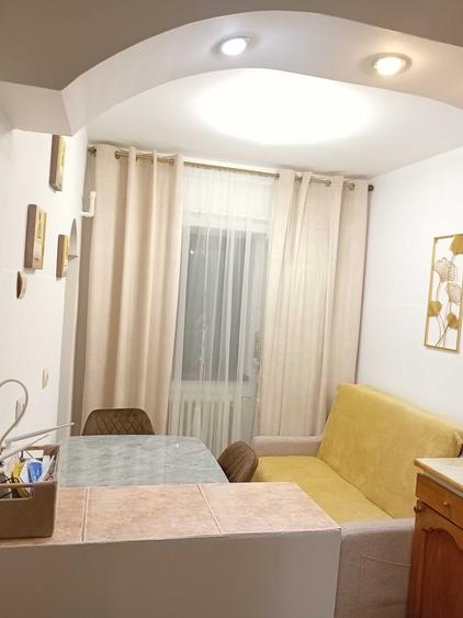 Ofer spre inchiriere spatiu de locuit, amplasat in zona ultracentrala - 1