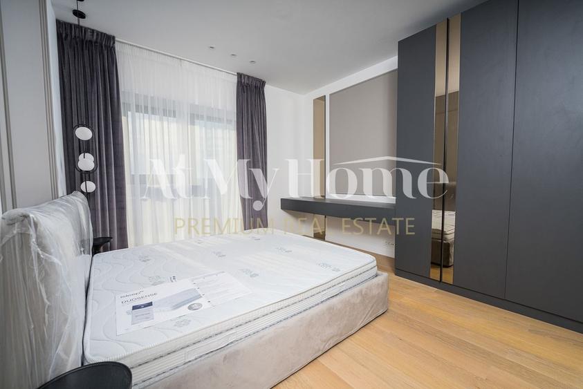 Apartament cu 3 camere decomandat, mobilat în Barbu Văcărescu