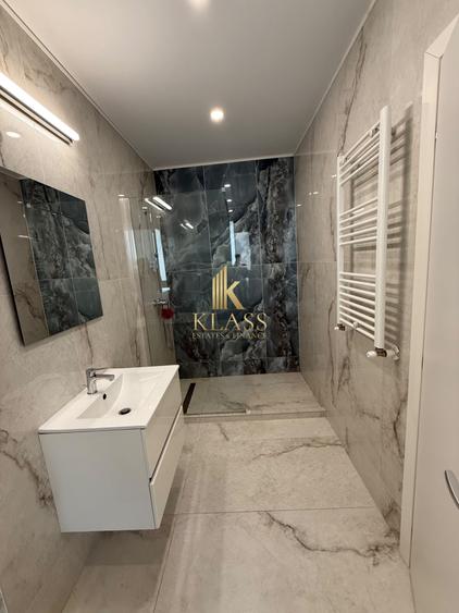 Apartament cu 3 camere semidecomandat, mobilat în Voluntari