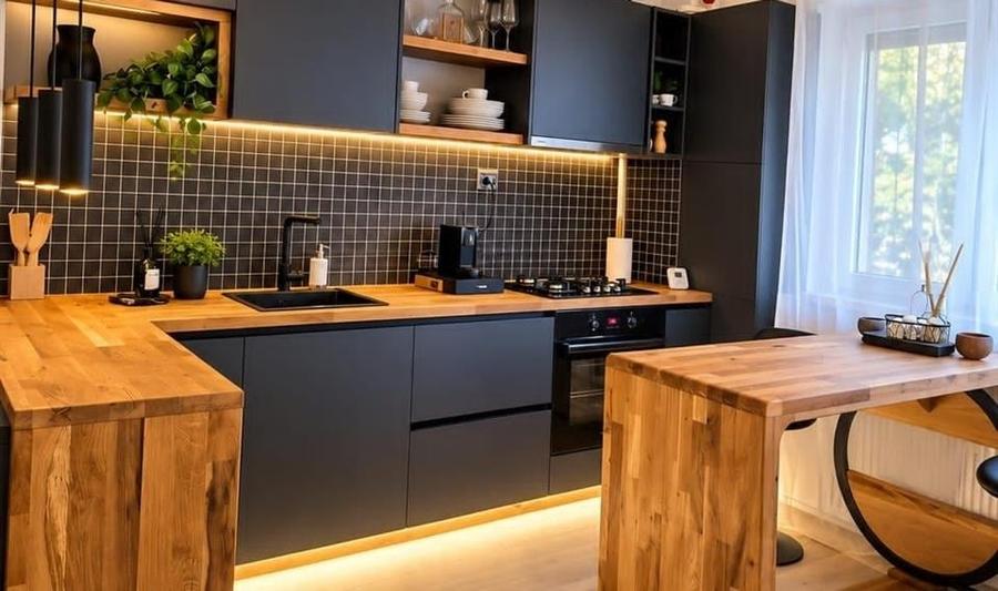 Apartament cu 2 camere semidecomandat în 1 Decembrie 1918