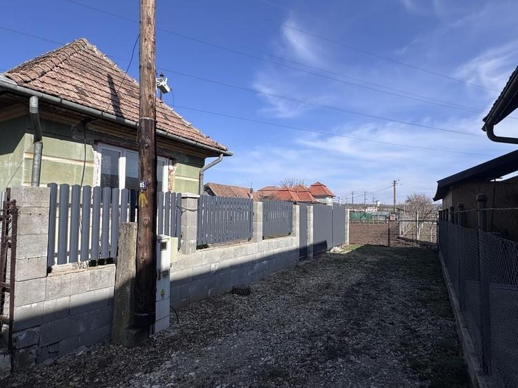 Casă cu 2 camere în Central