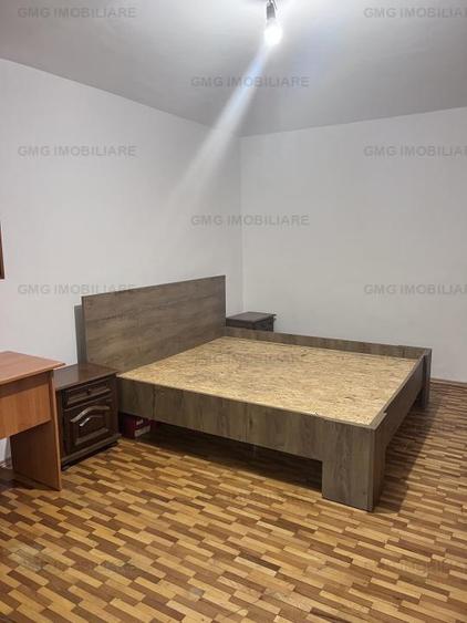 Apartament cu 2 camere decomandat în Tei