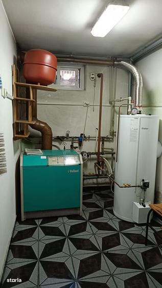 Casă cu 4 camere cu Teren 958 Mp în Central