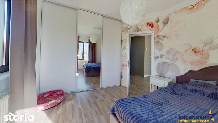 Casă cu 5 camere cu Teren 1532 Mp în Șinca