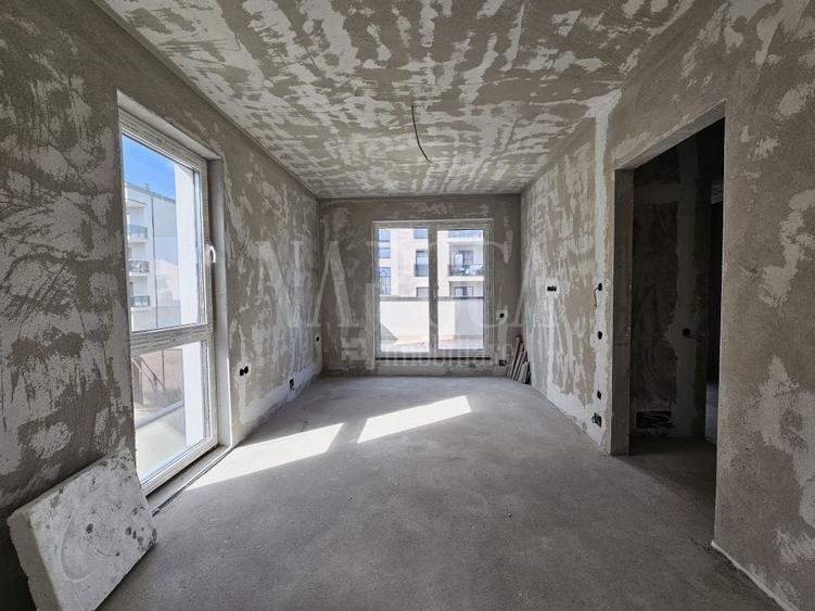 Duplex cu 6 camere cu Canalizare în Europa