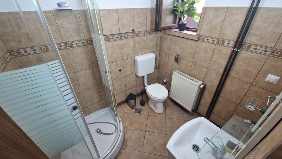 Duplex cu 2 camere cu Canalizare în Tractorul