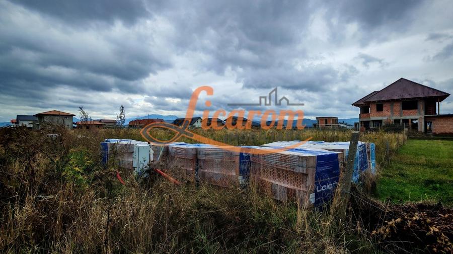 Teren agricol intravilan de 500 mp, în Cristian