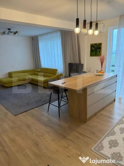 Apartament cu 3 camere decomandat, mobilat în Central