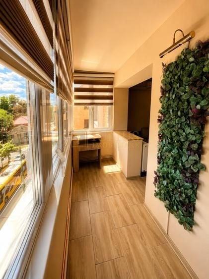 Apartament cu 2 camere semidecomandat, mobilat în Ultracentral