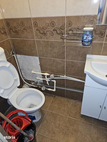 Apartament cu 3 camere în Tudor Vladimirescu