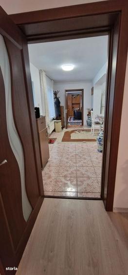 Casă cu 3 camere în Central