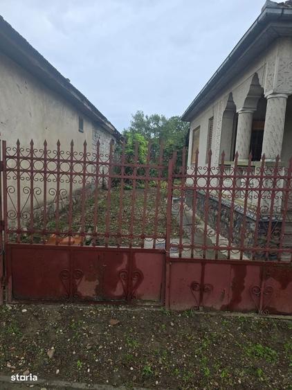 Casă cu 3 camere în Botiz