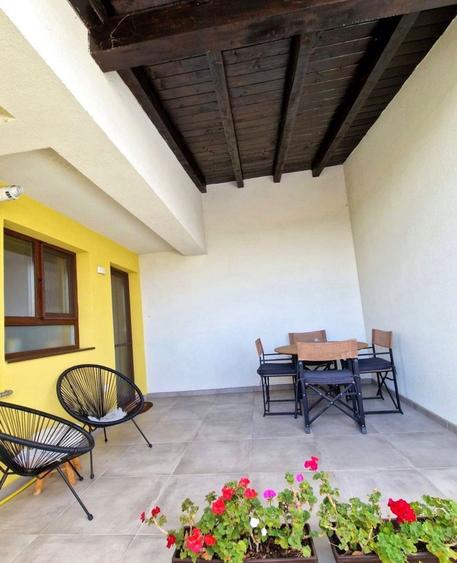 Duplex cu 3 camere cu Canalizare în Giroc
