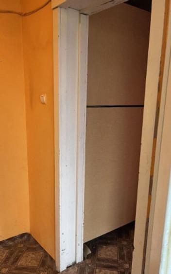 Apartament cu 4 camere decomandat în Astra