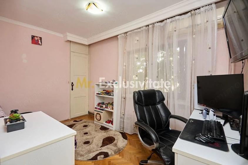 Apartament cu 3 camere decomandat în Găvana