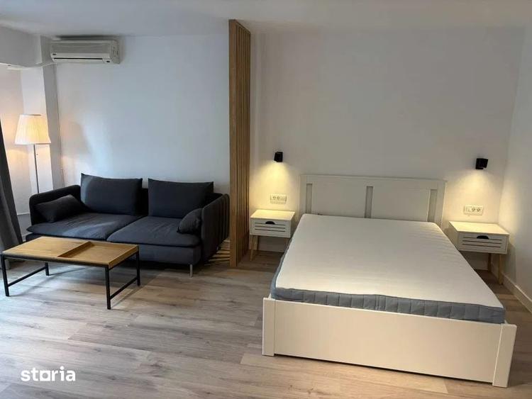 Garsonieră decomandată în Decebal