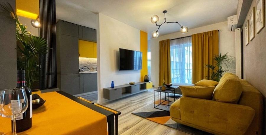 Apartament cu 2 camere semidecomandat, mobilat în Sisești