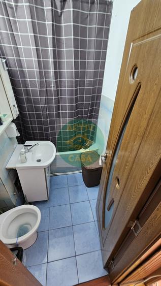 Apartament cu 3 camere decomandat în Sud