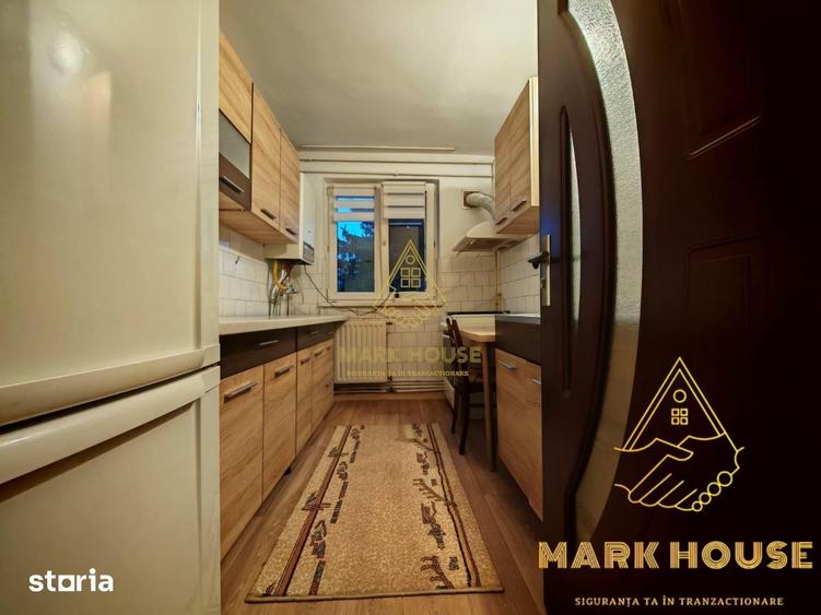Apartament cu 2 camere decomandat în Banca Națională