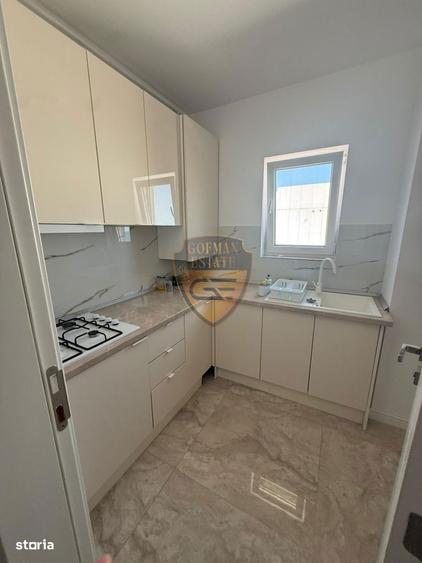 Apartament cu 4 camere, mobilat în Delfinariu