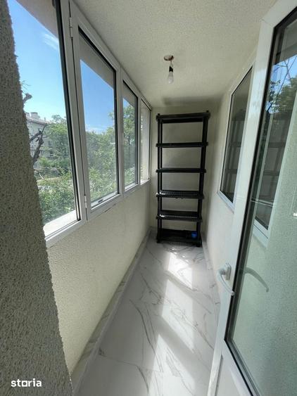 Apartament cu 3 camere semidecomandat în Drumul Taberei