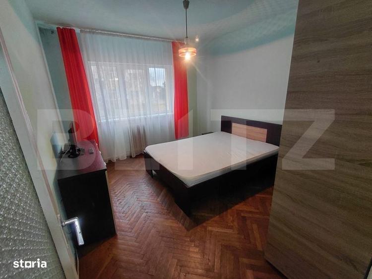 Apartament cu 4 camere decomandat în Central