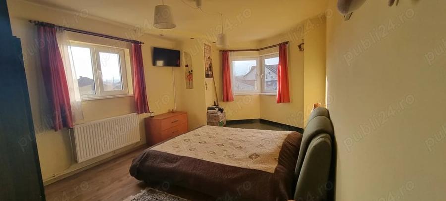 Apartament cu 2 camere decomandat în Bulgaria