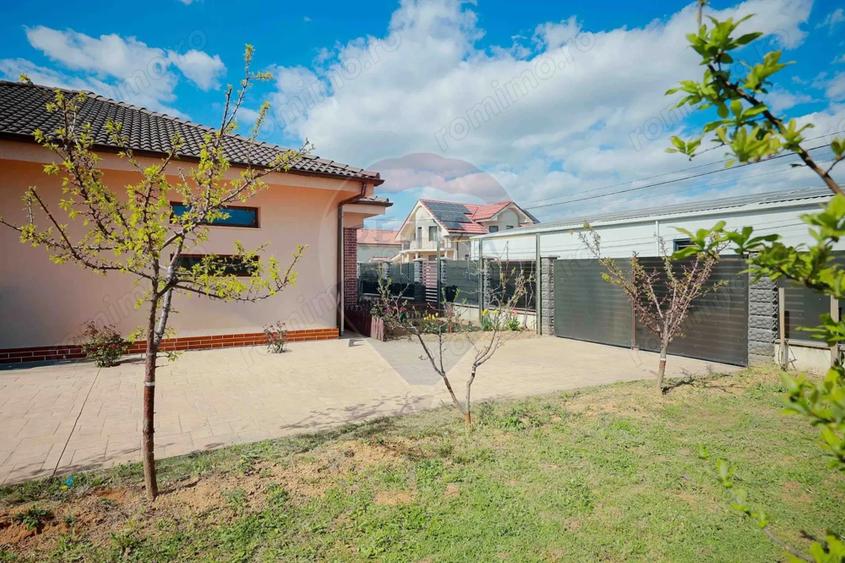 Casă cu 3 camere cu Teren 486 Mp în Sânmartin