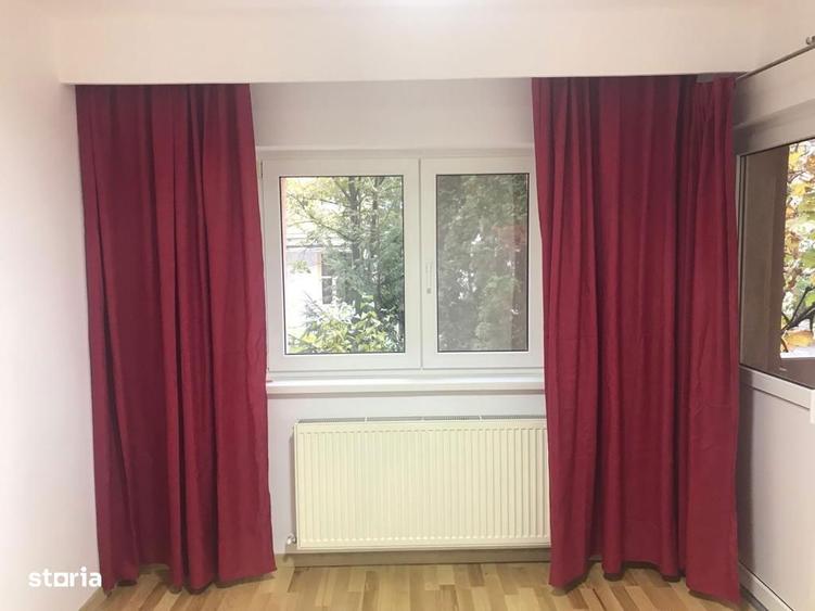 Apartament cu 4 camere decomandat în Zorilor