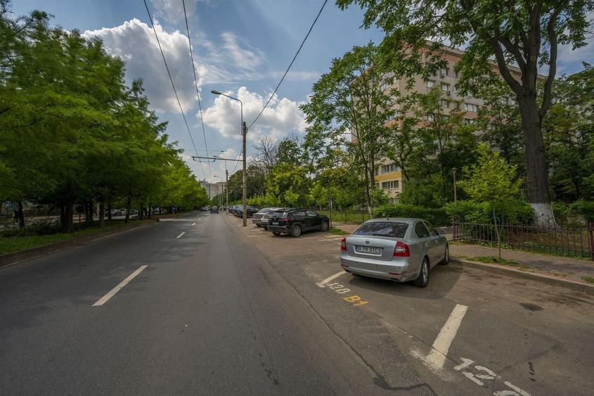 Apartament cu 2 camere semidecomandat, mobilat în Baba Novac