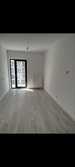 Apartament cu 2 camere decomandat în Exterior Vest