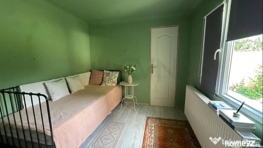 Casă cu 5 camere cu Teren 390 Mp în Bucureștii Noi
