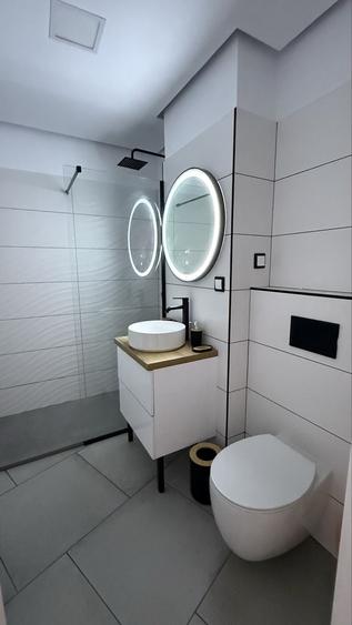 Apartament cu 2 camere decomandat în 7 Noiembrie