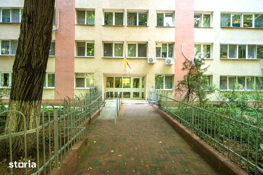 Apartament cu 2 camere semidecomandat în Dristor