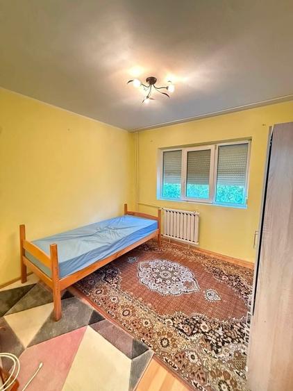 Apartament decomandat 3 camere , zona Decebal - 3