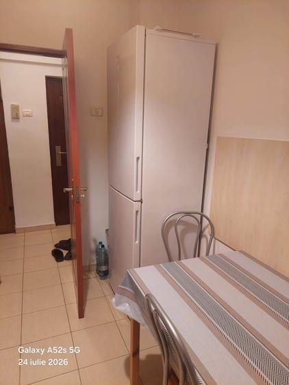 Apartament cu 2 camere decomandat în City Park Mall