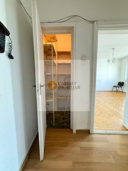 Apartament cu 3 camere decomandat în Gara de Nord