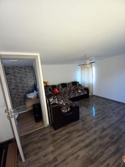 Casă cu 3 camere în Slobozia