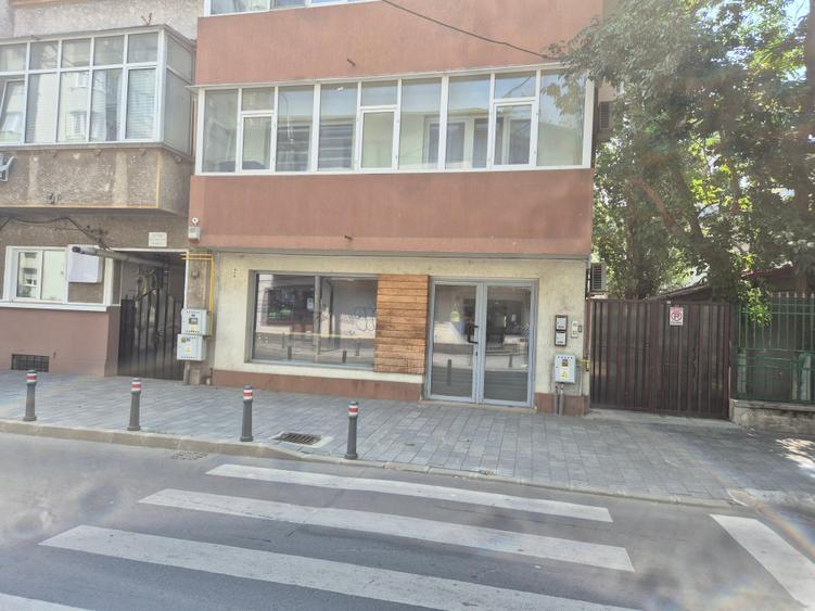 Spațiu comercial, de 75 mp, în Pantelimon