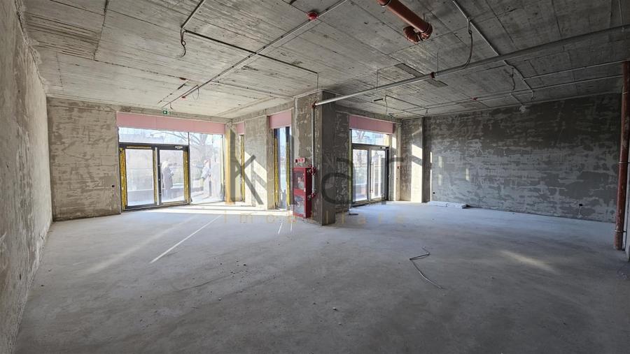Spațiu comercial, de 118.45999908447 mp, în Sopor