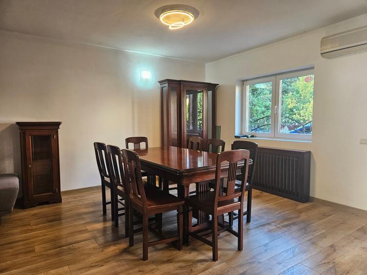 Duplex cu 3 camere cu Canalizare în Iancu Nicolae
