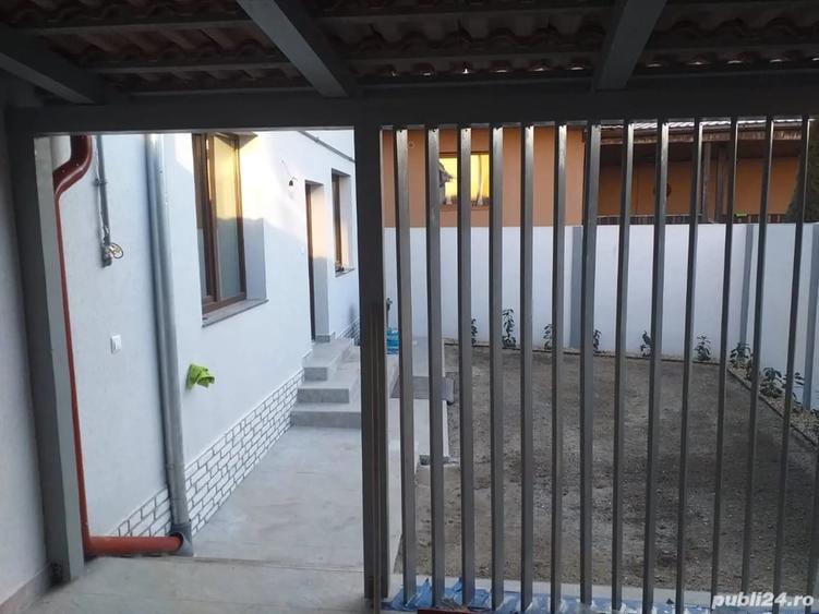 Casă cu 2 camere în Central