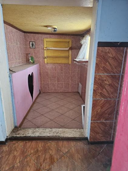 Casă cu 4 camere cu Teren 1200 Mp în Central