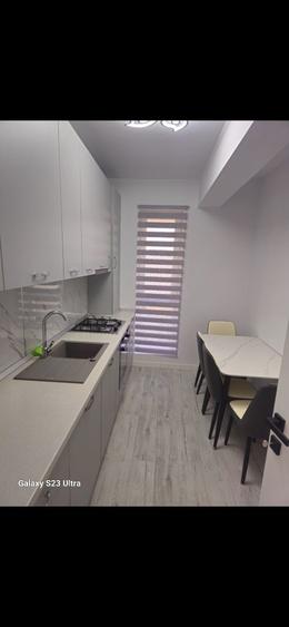 Apartament cu 2 camere decomandat în Tunari