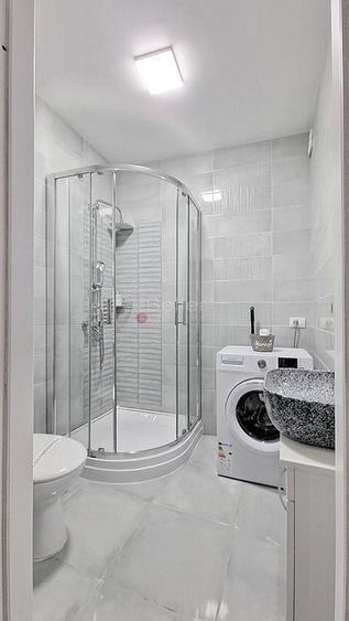 Apartament cu 2 camere semidecomandat, mobilat în Centrul Istoric