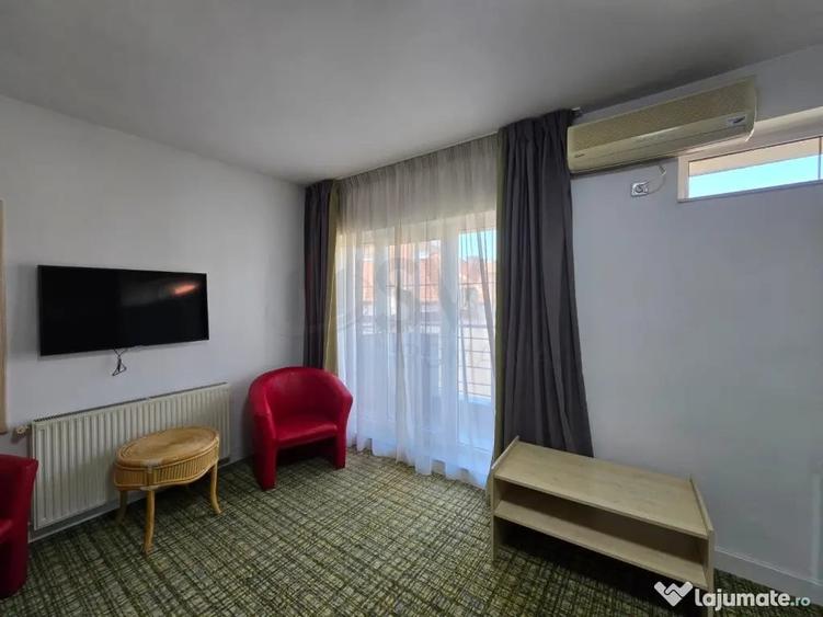 Casă cu 7 camere cu Teren 200 Mp în Dorobanți